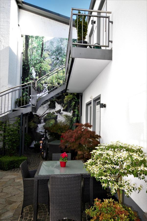 Feriendomizil Am Lindenplatz Hotel Bullay Exterior foto