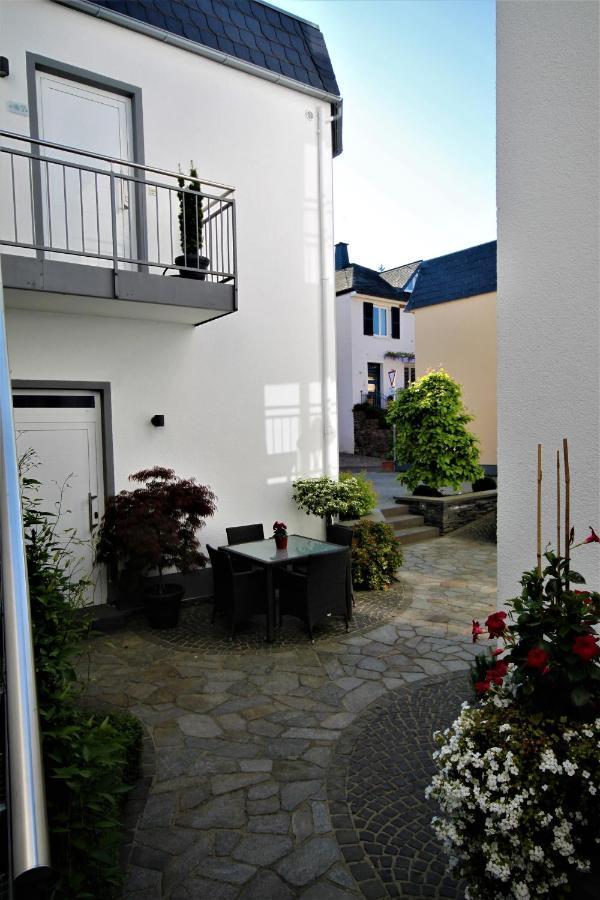 Feriendomizil Am Lindenplatz Hotel Bullay Exterior foto